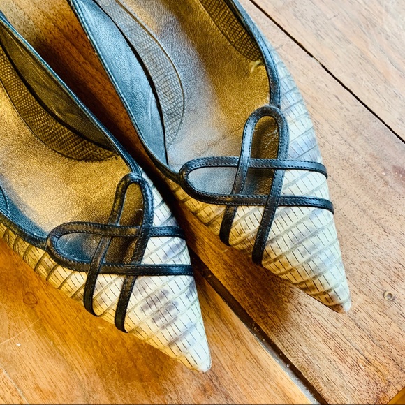 Banana Republic Shoes - {BANANA REPUBLIC} Snakeskin Print Pointy Toe Heels